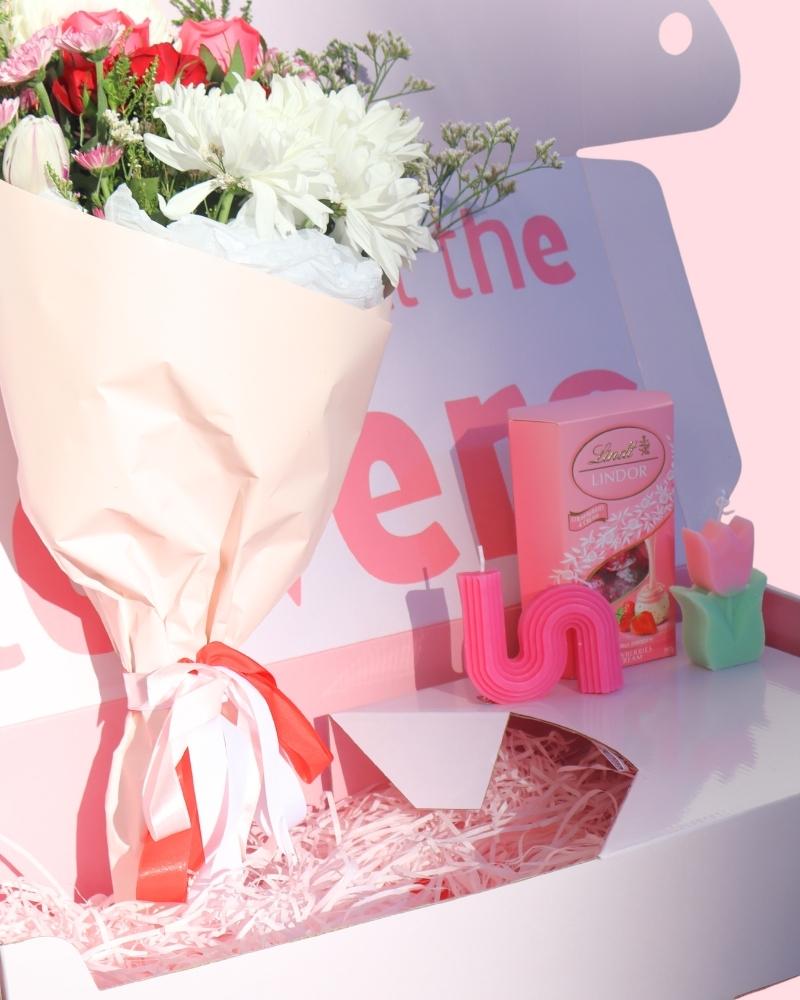 Make Your Bouquet + Gift